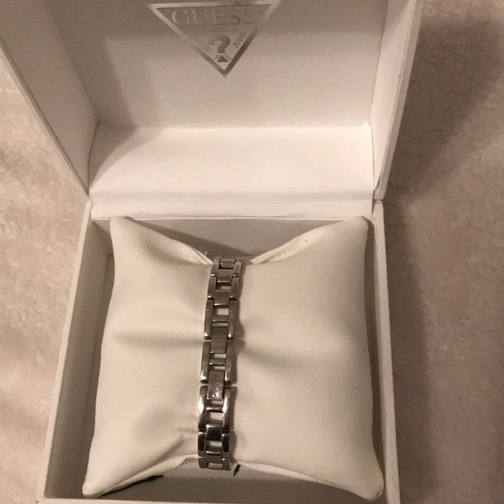 Watch - Picture 2 of 2